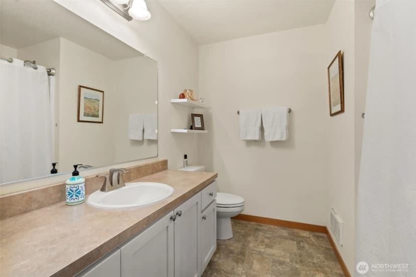 Property photo for 236 Chilvers Road, Chehalis photo 15