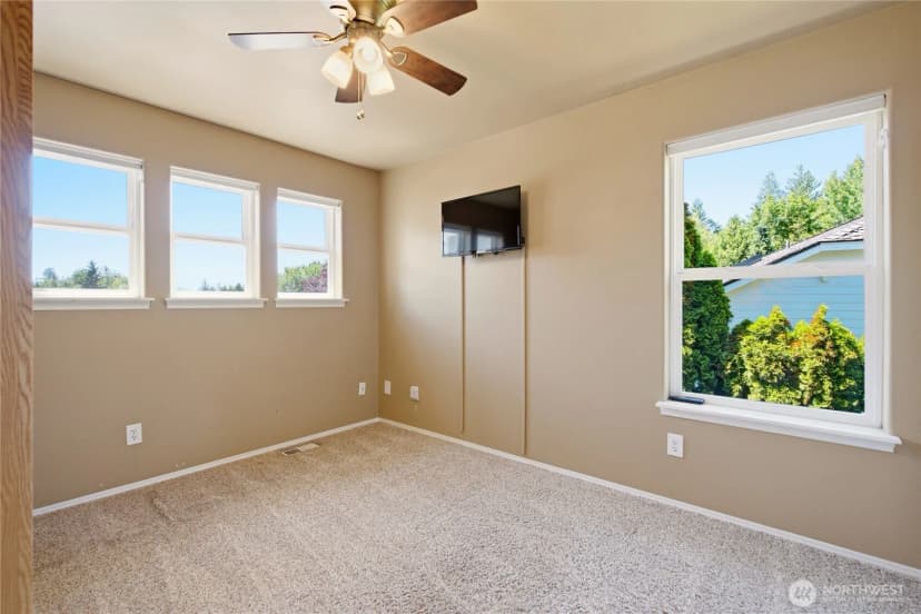 Property photo for 5418 150th Place Se, Everett photo 25