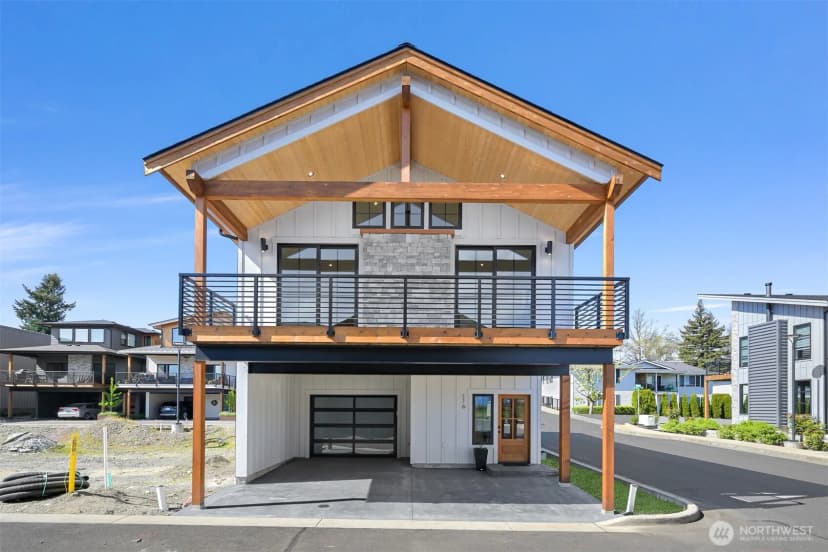 Property photo for 118 Skipping Stone Loop, Lynden