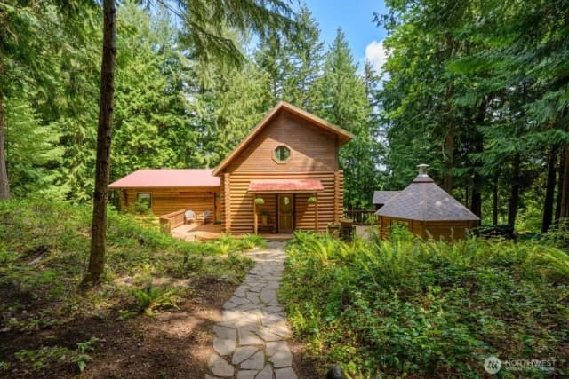 Property photo for 214 Cougar Crest Road, Sequim photo 4