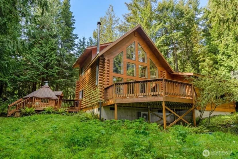 Property photo for 214 Cougar Crest Road, Sequim