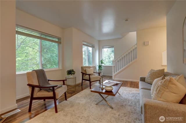 Property photo for 434 S 156th Street #b1, Burien photo 4