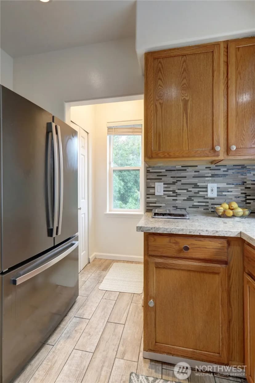 Property photo for 434 S 156th Street #b1, Burien photo 10