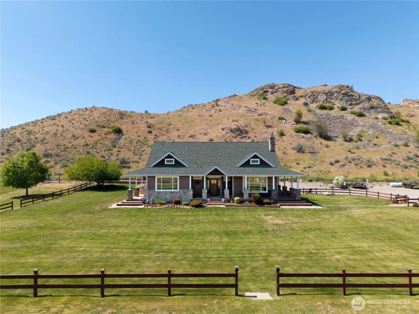Property photo for 23 George Road, Omak photo 2