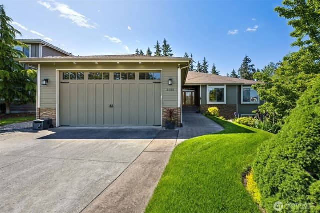 Property photo for 3202 170th Avenue E, Lake Tapps