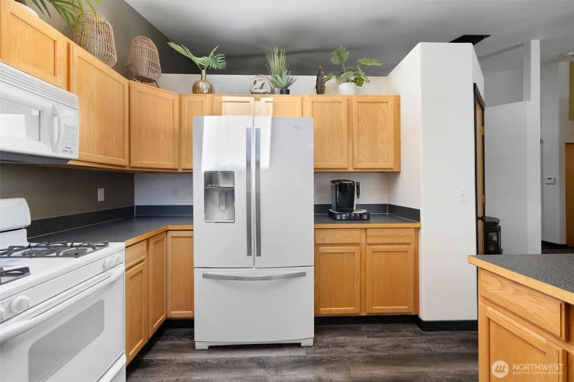 Property photo for 6011 205th Avenue E, Bonney Lake photo 9