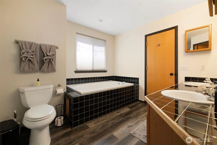 Property photo for 6011 205th Avenue E, Bonney Lake photo 19