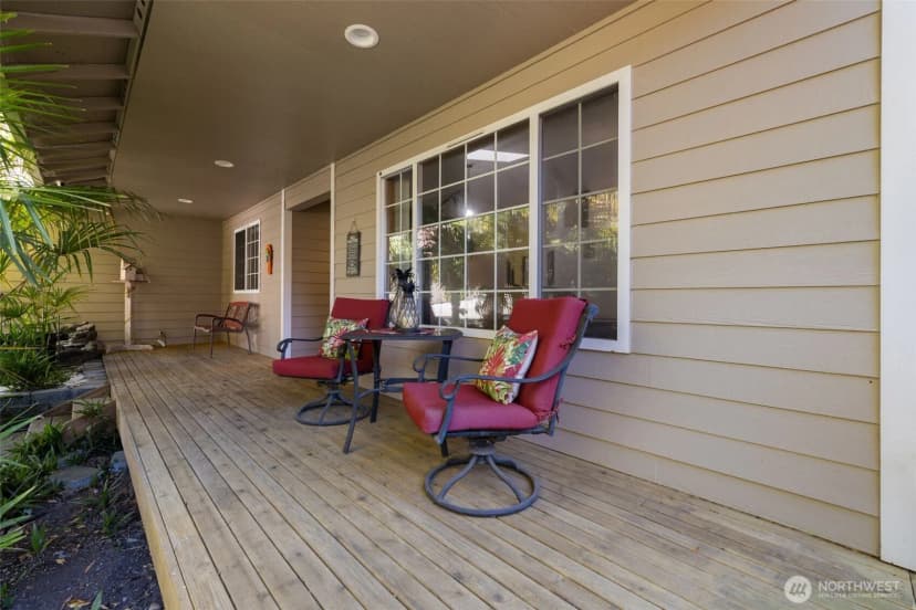 Property photo for 6011 205th Avenue E, Bonney Lake photo 3