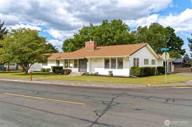Property photo for 1704 Fern, Walla Walla photo 2