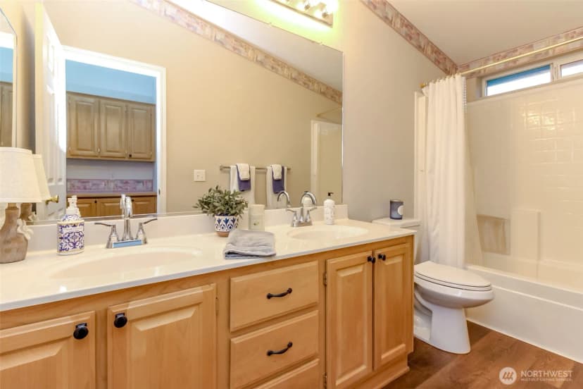 Property photo for 24058 222nd Avenue Se #20, Maple Valley photo 10