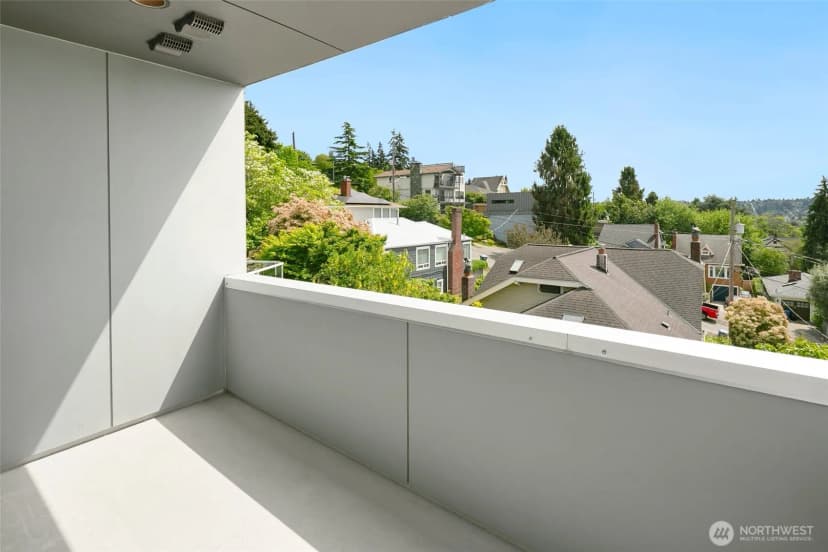 Property photo for 221 Nw 50th Street, Seattle photo 13