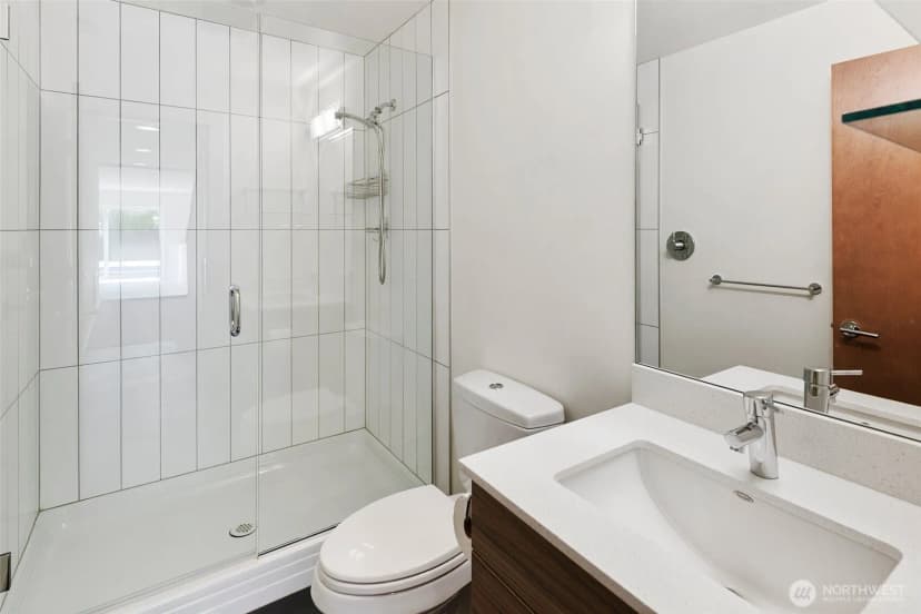 Property photo for 221 Nw 50th Street, Seattle photo 26