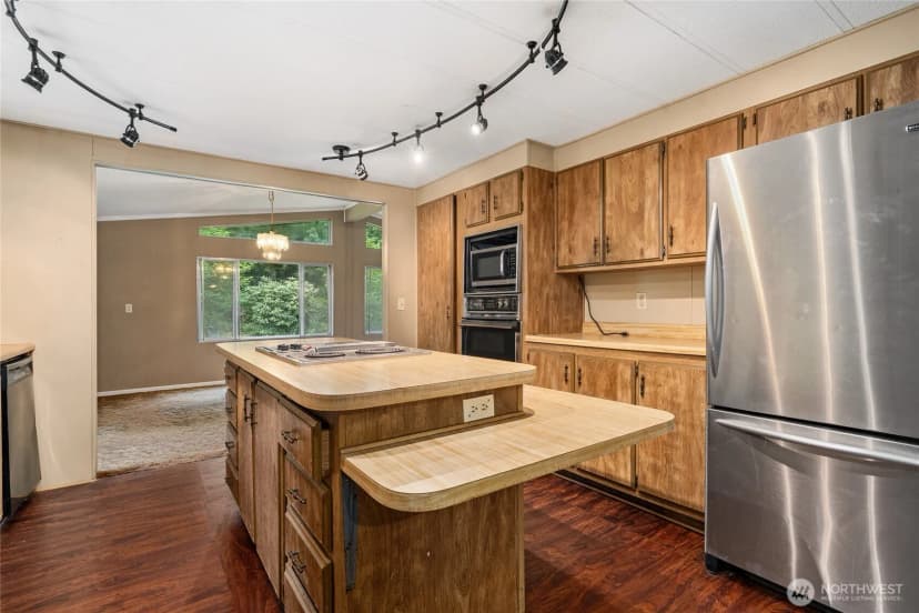 Property photo for 26828 Ne Ames Lake Road, Redmond photo 10