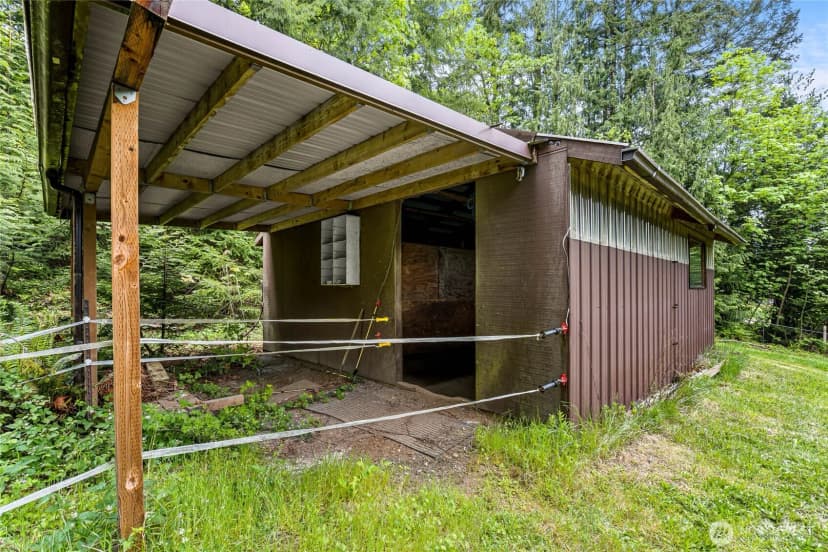Property photo for 26828 Ne Ames Lake Road, Redmond photo 24