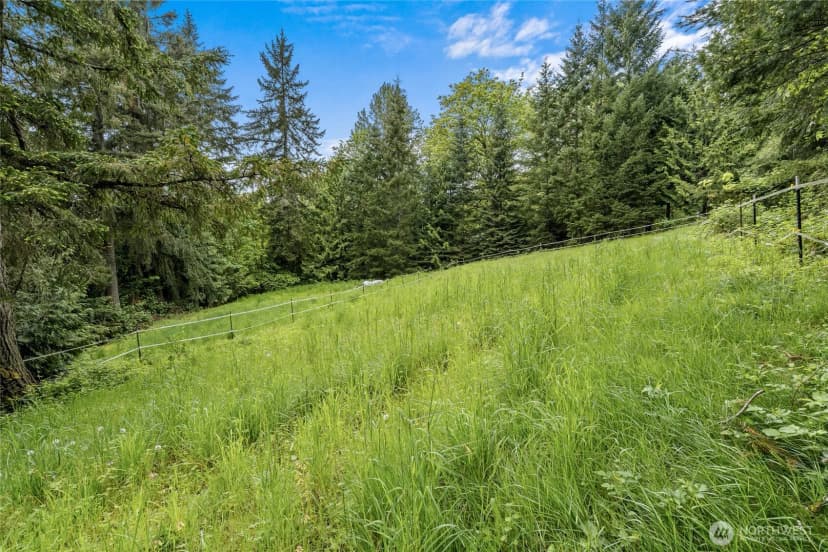 Property photo for 26828 Ne Ames Lake Road, Redmond photo 26