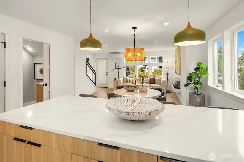 Property photo for 535 N 70th Street, Seattle photo 13