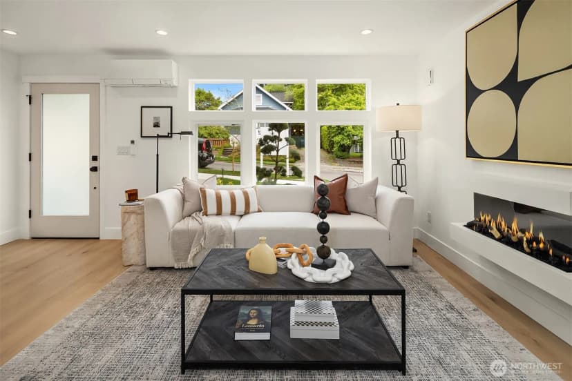 Property photo for 535 N 70th Street, Seattle photo 6