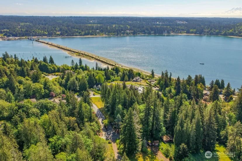 Property photo for 13514 79th Avenue Ct Nw, Gig Harbor photo 2