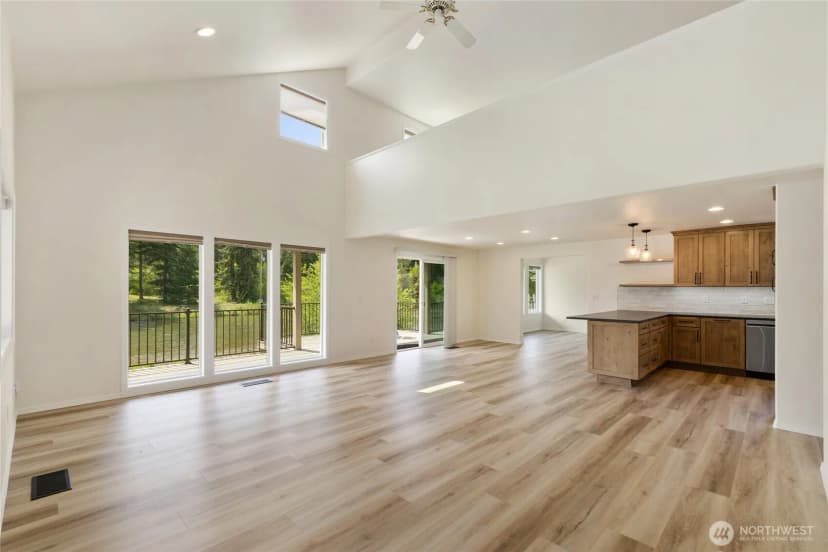 Property photo for 90 Pebble Beach Drive, Cle Elum photo 8