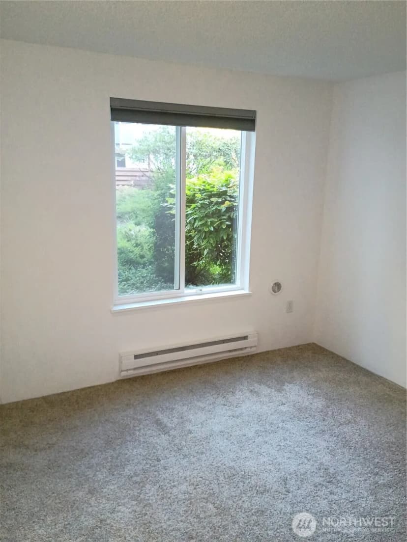 Property photo for 10501 8th Avenue Ne #115, Seattle photo 8
