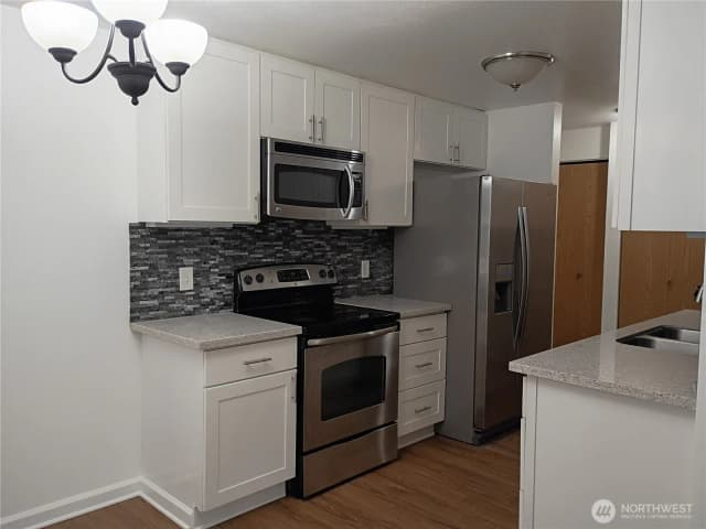 Property photo for 10501 8th Avenue Ne #115, Seattle photo 2