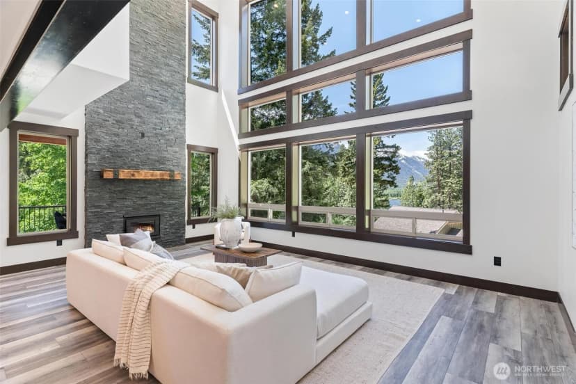 Property photo for 36 Fall Creek Lane, Leavenworth
