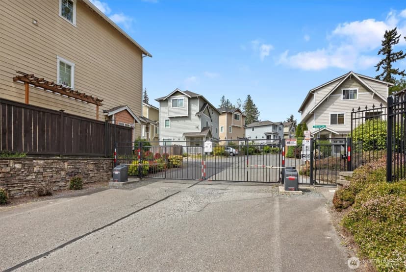Property photo for 11810 14th Avenue W #14, Everett photo 25