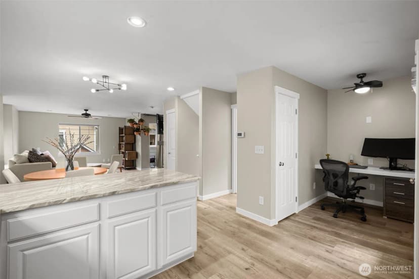 Property photo for 11810 14th Avenue W #14, Everett photo 6