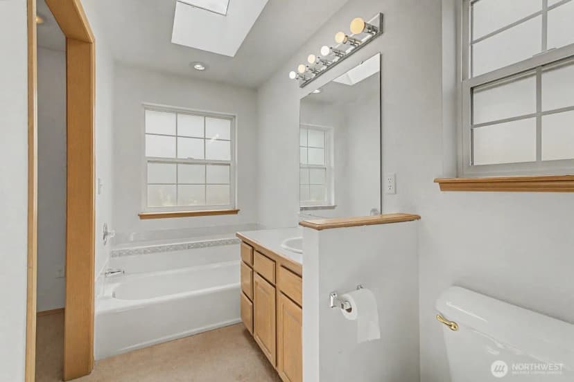 Property photo for 313 Peach Avenue, Sunnyside photo 14