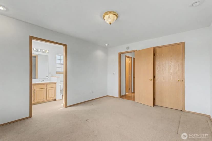 Property photo for 313 Peach Avenue, Sunnyside photo 13