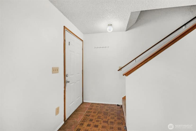 Property photo for 6920 Armor Road, Marysville photo 4