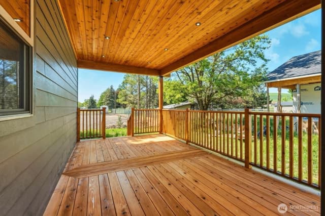 Property photo for 124 Murphy St, Waitsburg photo 4