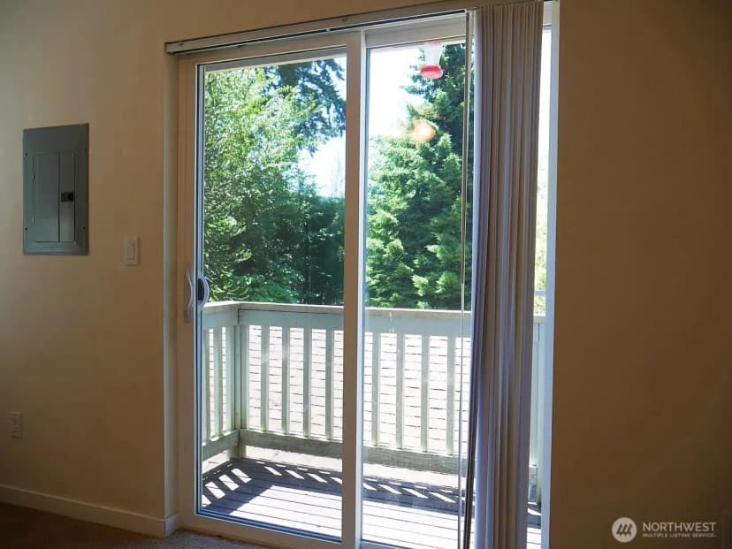 Property photo for 541 Ne Alder Street, Issaquah photo 13