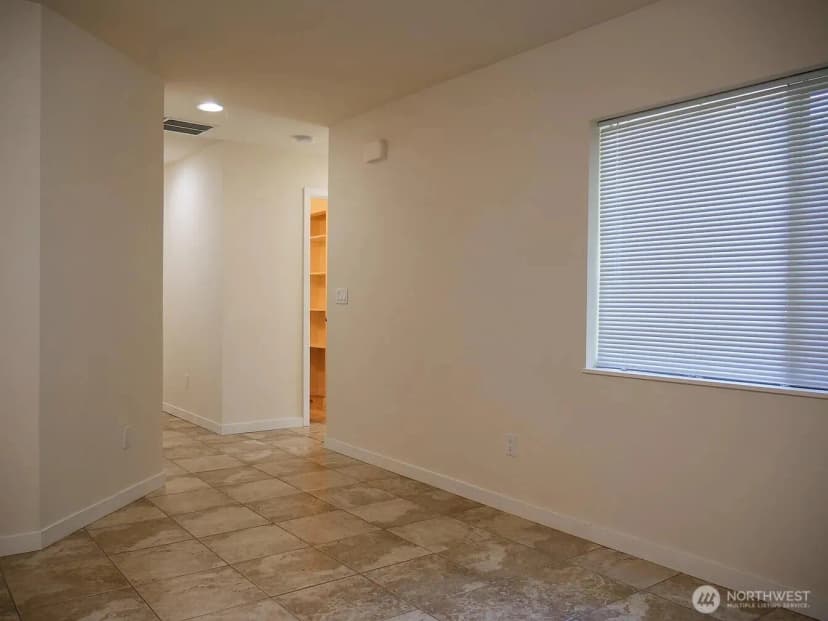 Property photo for 541 Ne Alder Street, Issaquah photo 8