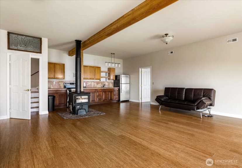 Property photo for 2364 Strawberry Point Road, Oak Harbor photo 31