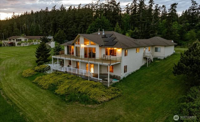 Property photo for 2364 Strawberry Point Road, Oak Harbor photo 2