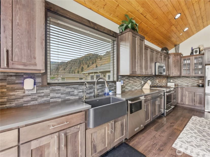 Property photo for 186 Shypoke Place, Entiat photo 21