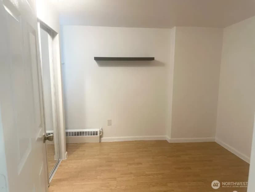 Property photo for 4207 S Bateman Street, Seattle photo 13