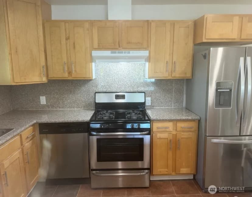 Property photo for 4207 S Bateman Street, Seattle photo 10