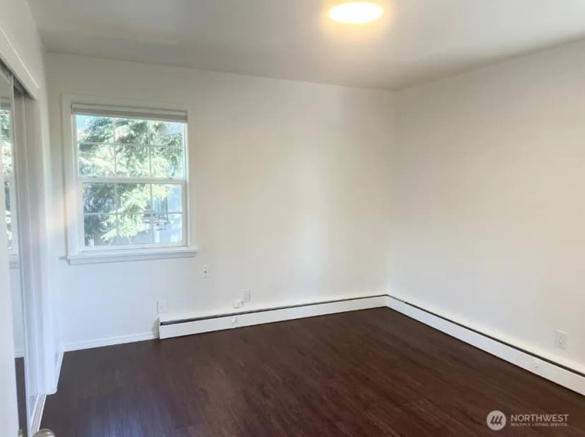Property photo for 4207 S Bateman Street, Seattle photo 8
