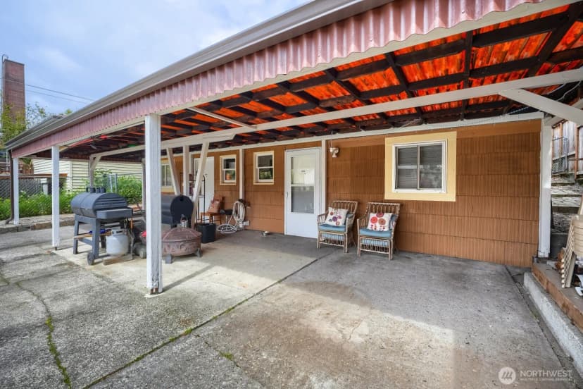 Property photo for 4207 S Bateman Street, Seattle photo 19