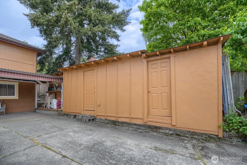 Property photo for 4207 S Bateman Street, Seattle photo 18