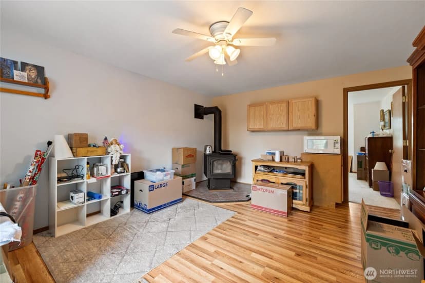 Property photo for 921 Erin Lane W, Eatonville photo 22
