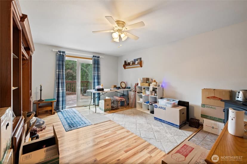 Property photo for 921 Erin Lane W, Eatonville photo 23