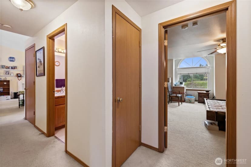 Property photo for 921 Erin Lane W, Eatonville photo 13