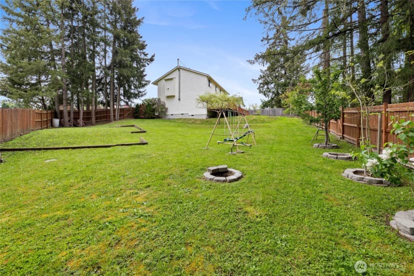 Property photo for 921 Erin Lane W, Eatonville photo 32