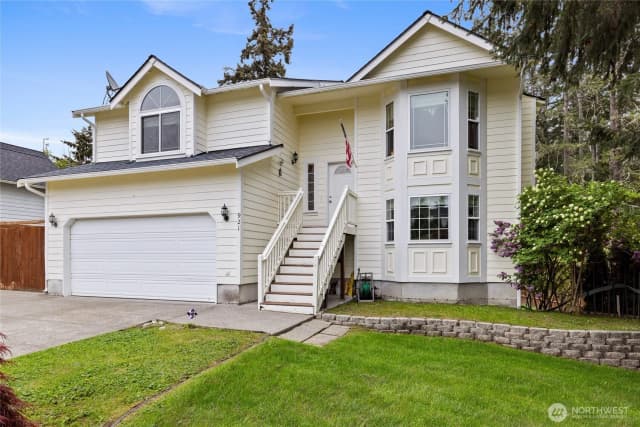 Property photo for 921 Erin Lane W, Eatonville photo 3