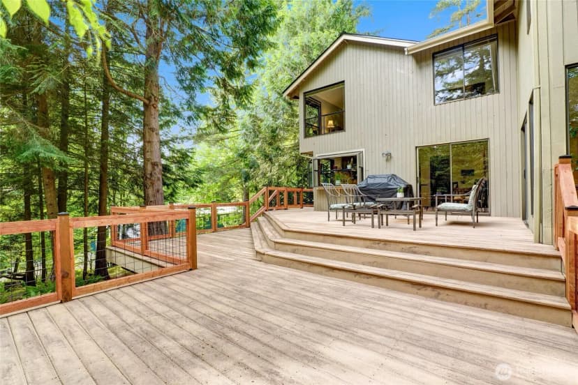 Property photo for 3903 142nd Place Ne, Bellevue photo 28