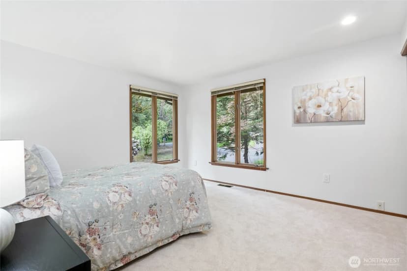Property photo for 3903 142nd Place Ne, Bellevue photo 22