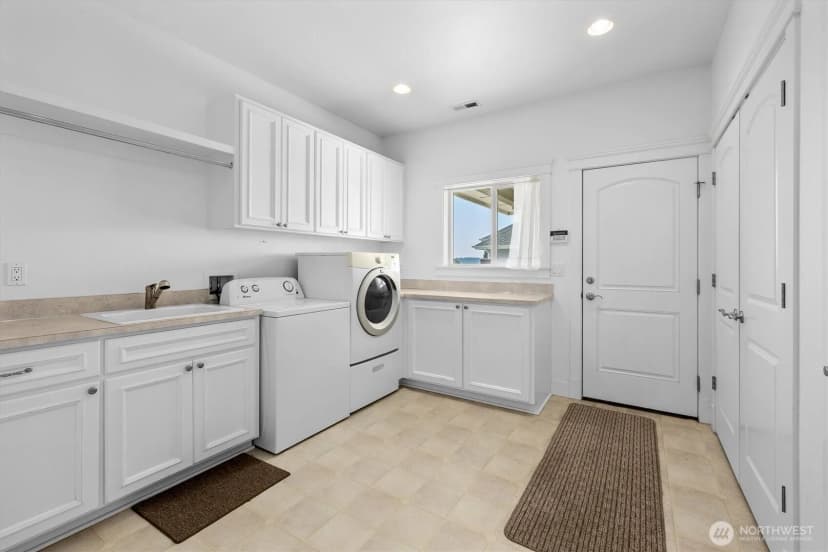Property photo for 15714 Laconner Whitney Road, La Conner photo 31